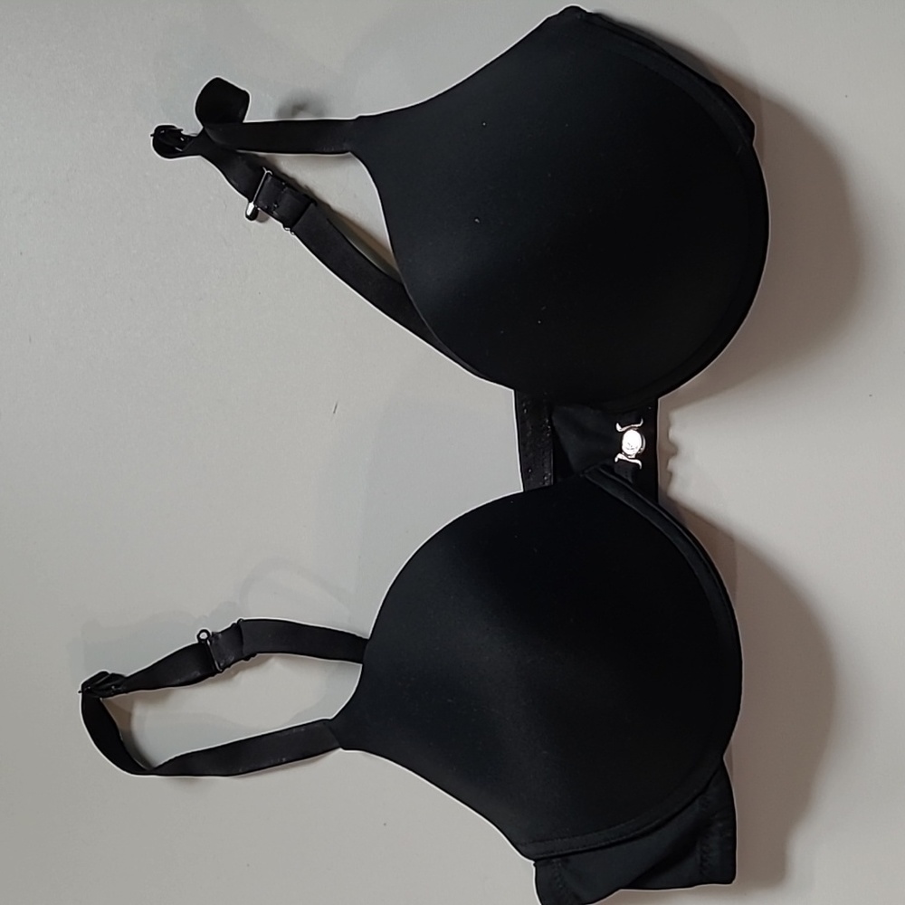 Push up bras in excellent condition